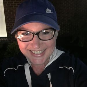 Meet your Posher, Tina